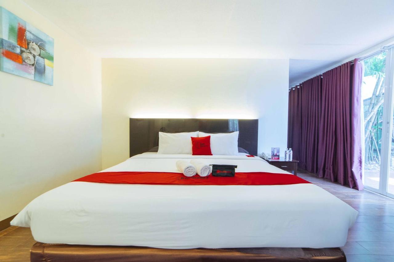Hotel Reddoorz Premium @ The Ritz Garden Oases Davao Stadt Exterior foto